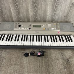 Korg Triton Le Music Workstation 