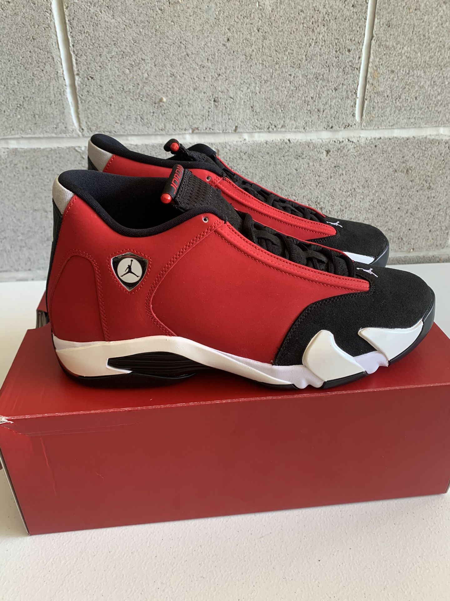 Jordan 14 “toro”