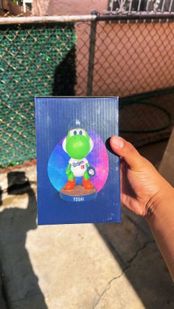Yoshi dodger bobble head