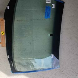 03-07 Honda Accord Front windshield