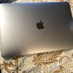 Macbook Pro 2019 with Touch Bar