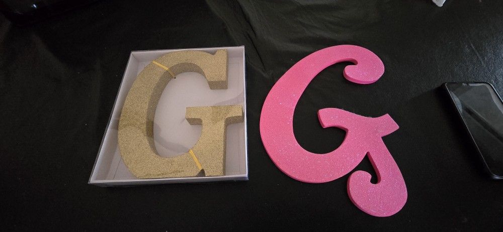 G Letter Glitter