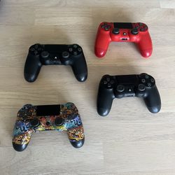 PS4 Controllers 