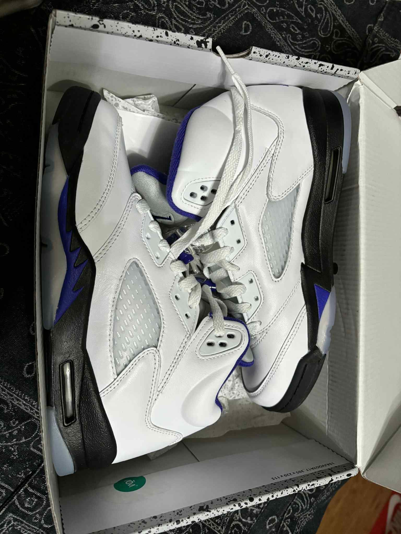 Jordan 5 Retro Dark Concord
