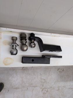 Trailer hitches