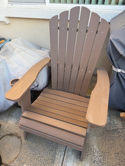Brown Polywood Adirondack Chair with Cup Holder - Perfect Condition!
