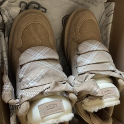 Size 10 Women’s Ugg Never Used 115.00