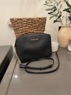 New Black Michael Kors Crossbody Purse