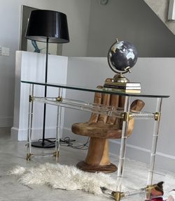 Hand Chair