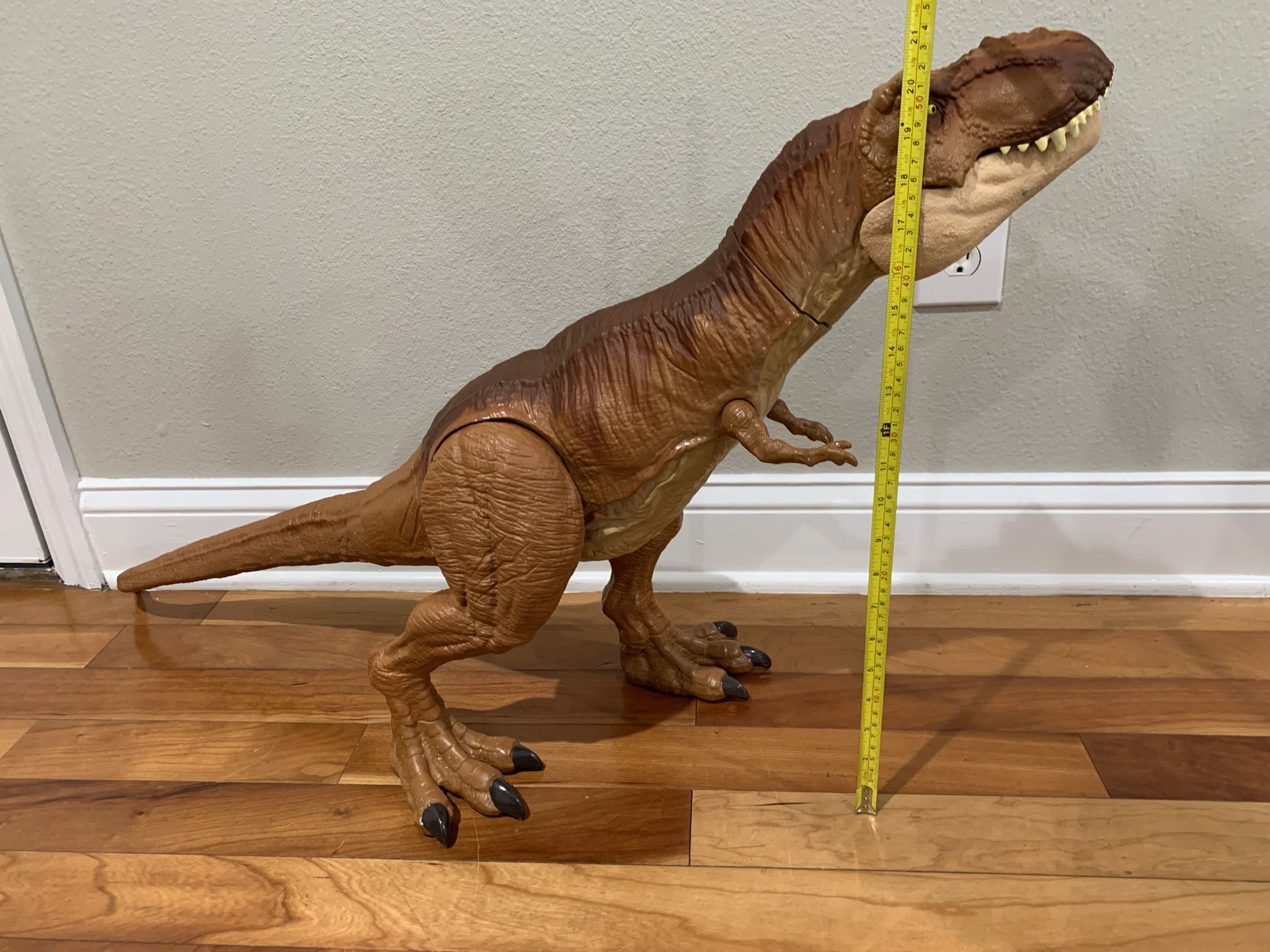 Jurassic World Fallen Kingdom Super Colossal T Rex