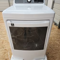 BRAND NEW Midea
7.5-cu ft Vented Gas Dryer (White)
Largest capacity. Great for bulk laundry.
