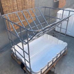 It can be used as a feeder or for plants; it is very durable—perfect. Here is an example of what it can be used for.