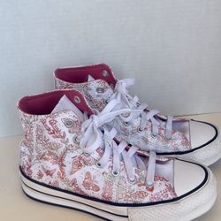 Converse Girl’s Size 3
