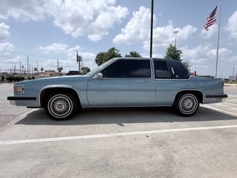 1985 Cadillac Coupe Deville