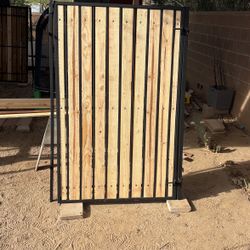 Side Gates 