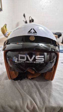 Motorcycle helmet