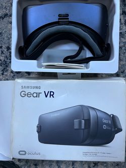Samsung Gear VR 2016 Virtual Reality Headset SM-R323