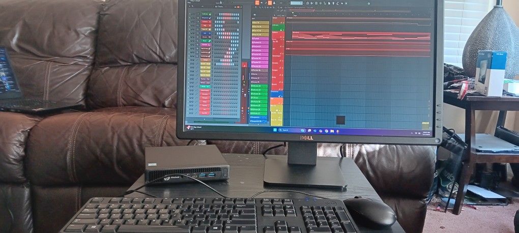 Awesome Recording Studio, Podcast Streaming & Video Editing PC