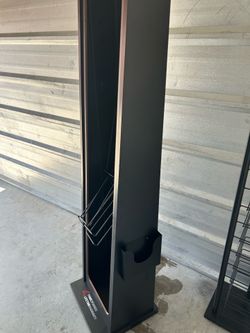 FREESTANDING DISPLAY RACKS