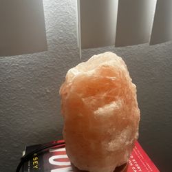 Himalayan Salt lamp 