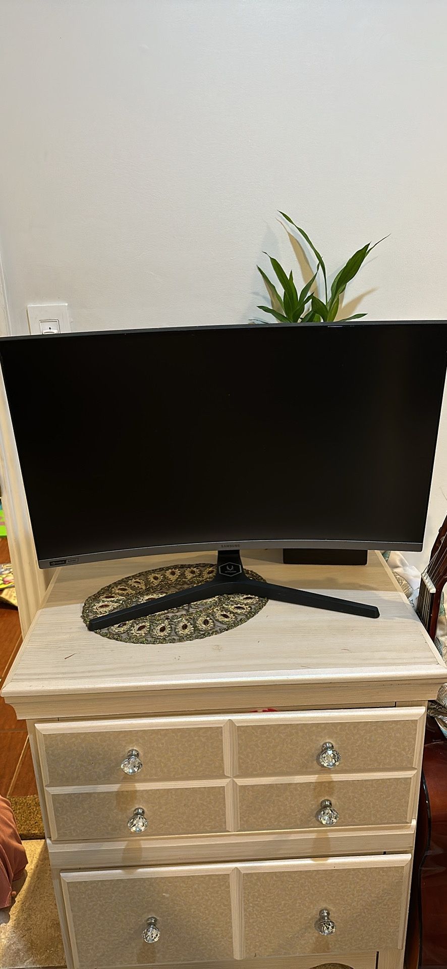 Samsung Curved Monitor 