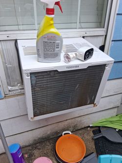Ac unit large works cold