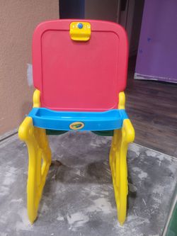 Crayola Kids Art Easel Desk