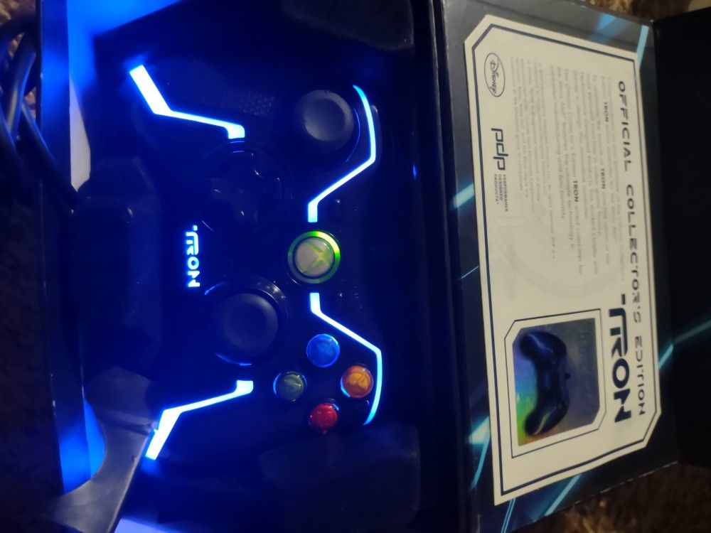 Tron Collector's Edition controller for Xbox 360