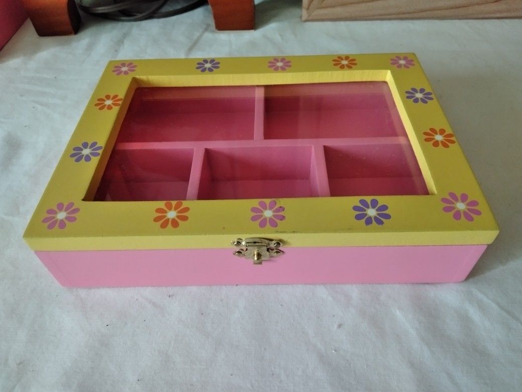 2 Jewelry Boxes