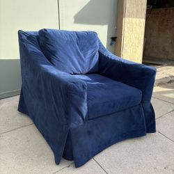 Pottery Barn York Slipcovered Sofa Chair