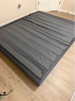 King Mattress Foundation / Box Spring – Excellent Condition
