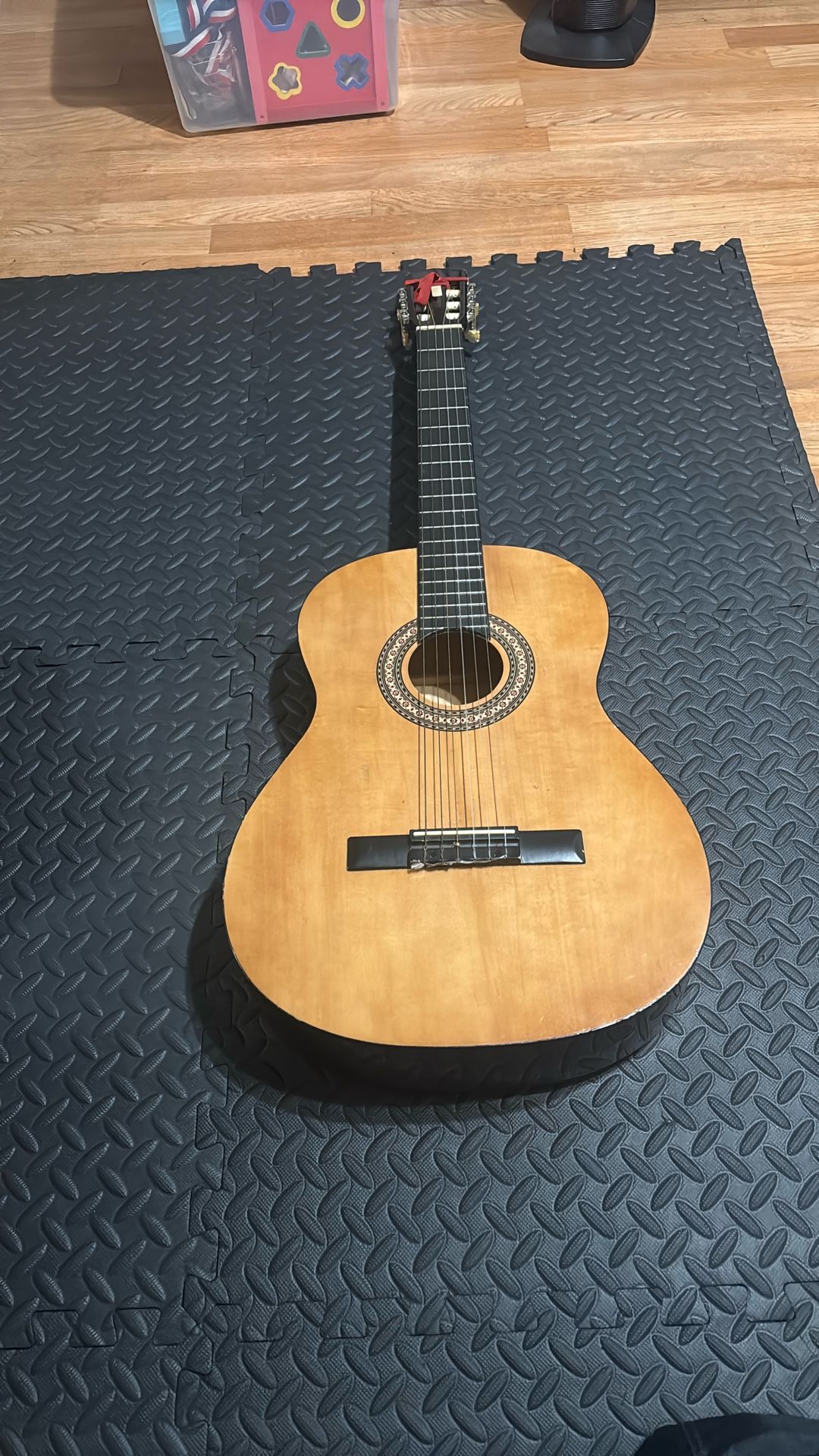 Lucida Guitar Model LK2