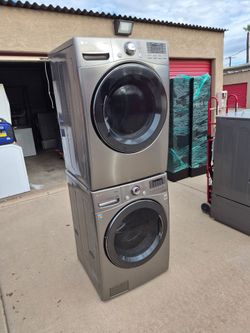 LG Front Load Washer and Dryer Set