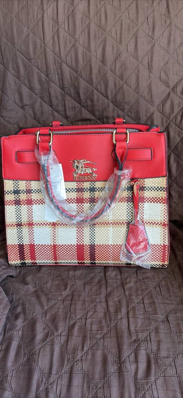 burberry purse