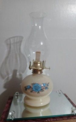 VINTAGE VICTORIAN ROSE LAMP 14"