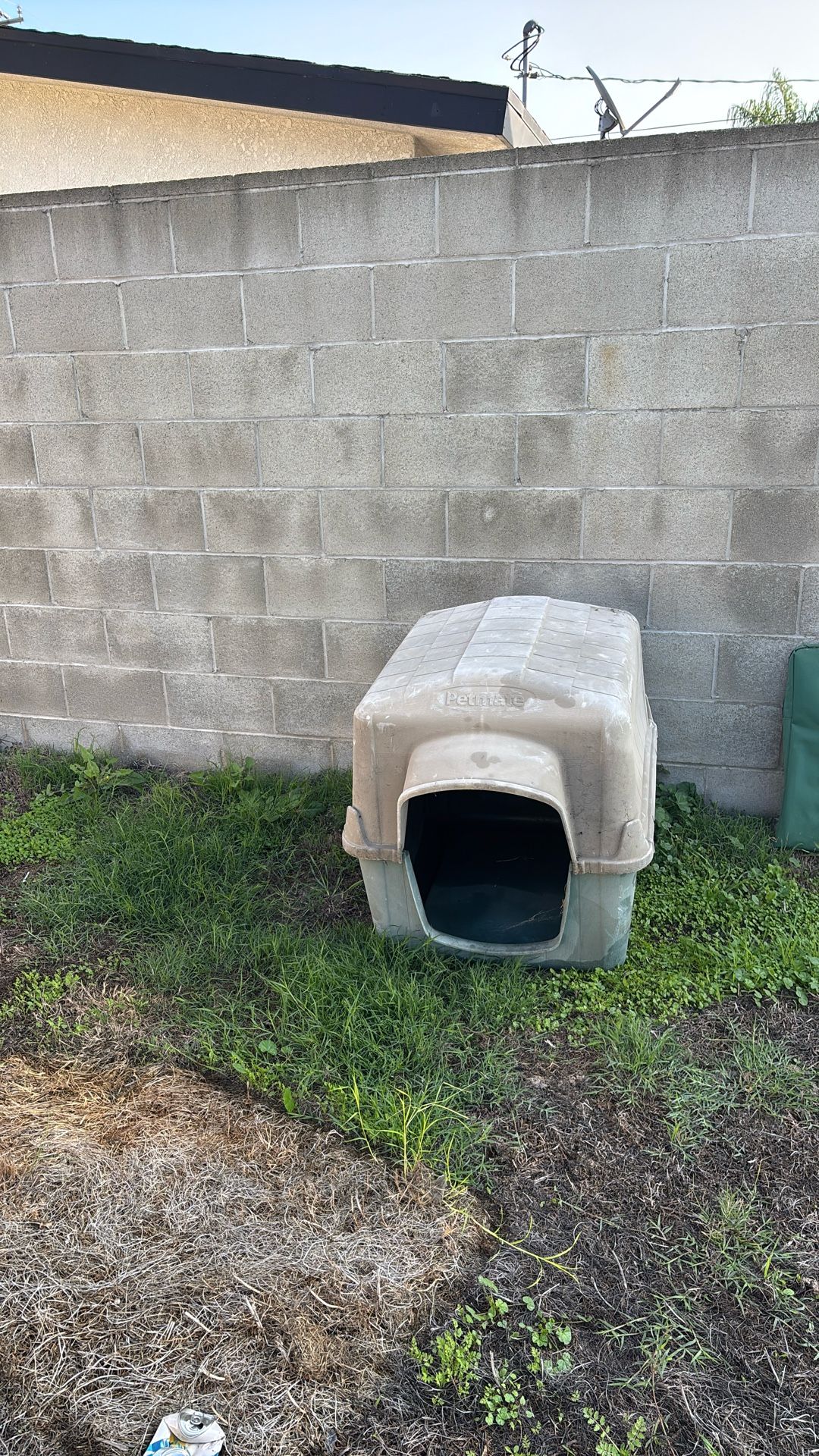 Usada Casa De Perrito  