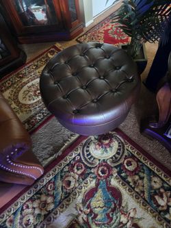 A VERY  clean  nice  ottoman  moving sale