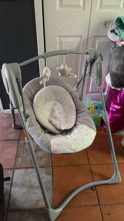 Graco slim space compact swing