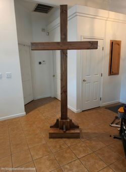 Large ceremony cross (8' × 4')