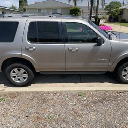 2008 Ford Explorer XTL