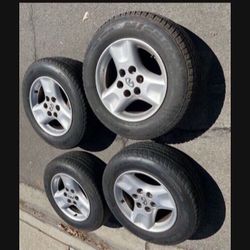 4 X 245/65r17 6x5.5 6x139.7  Stock Infiniti SUV QX4 Tacoma Tundra 4Runner Sequoia Rims Wheels Yukon Tahoe  Tires!!!!!!