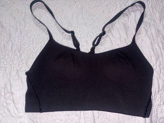 Black sports bra