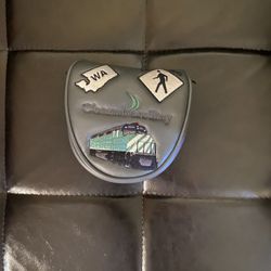 Chambers Bay Putter Cover 