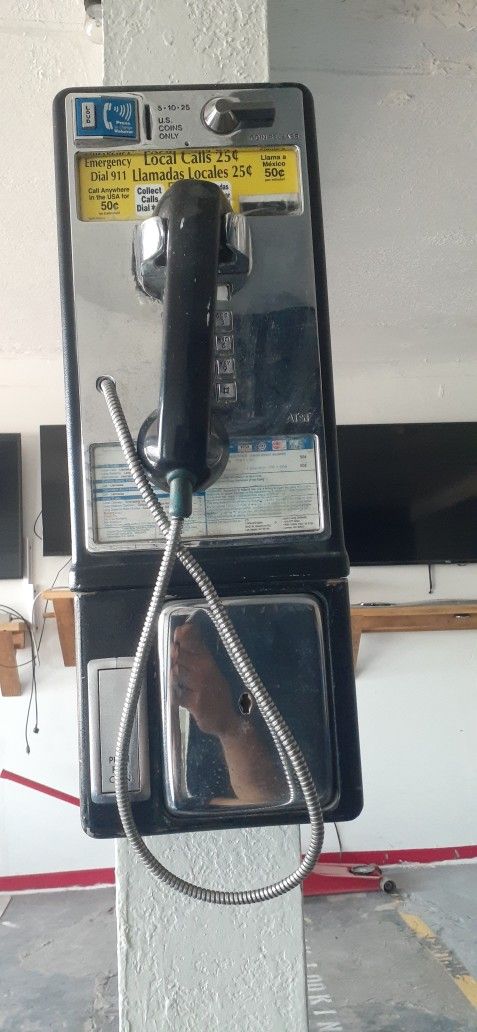 1980s pay phone