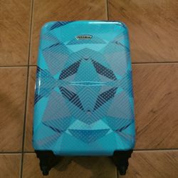 Prodigy Luggage Hart Suitcase..20X14