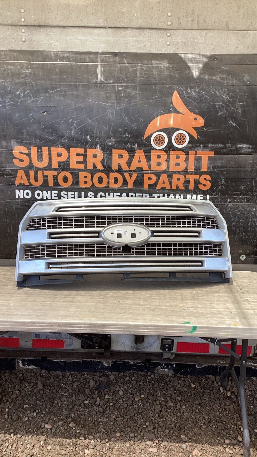 2015 F150 Platinum Grille OEM ORIGINAL🍒NICE🍒2017