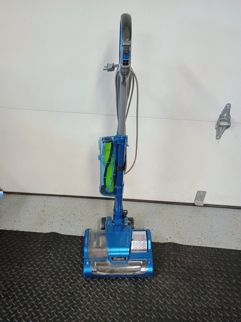 Shark Vacuum Cleaner