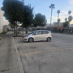 2013 Honda FIT. Salvage title