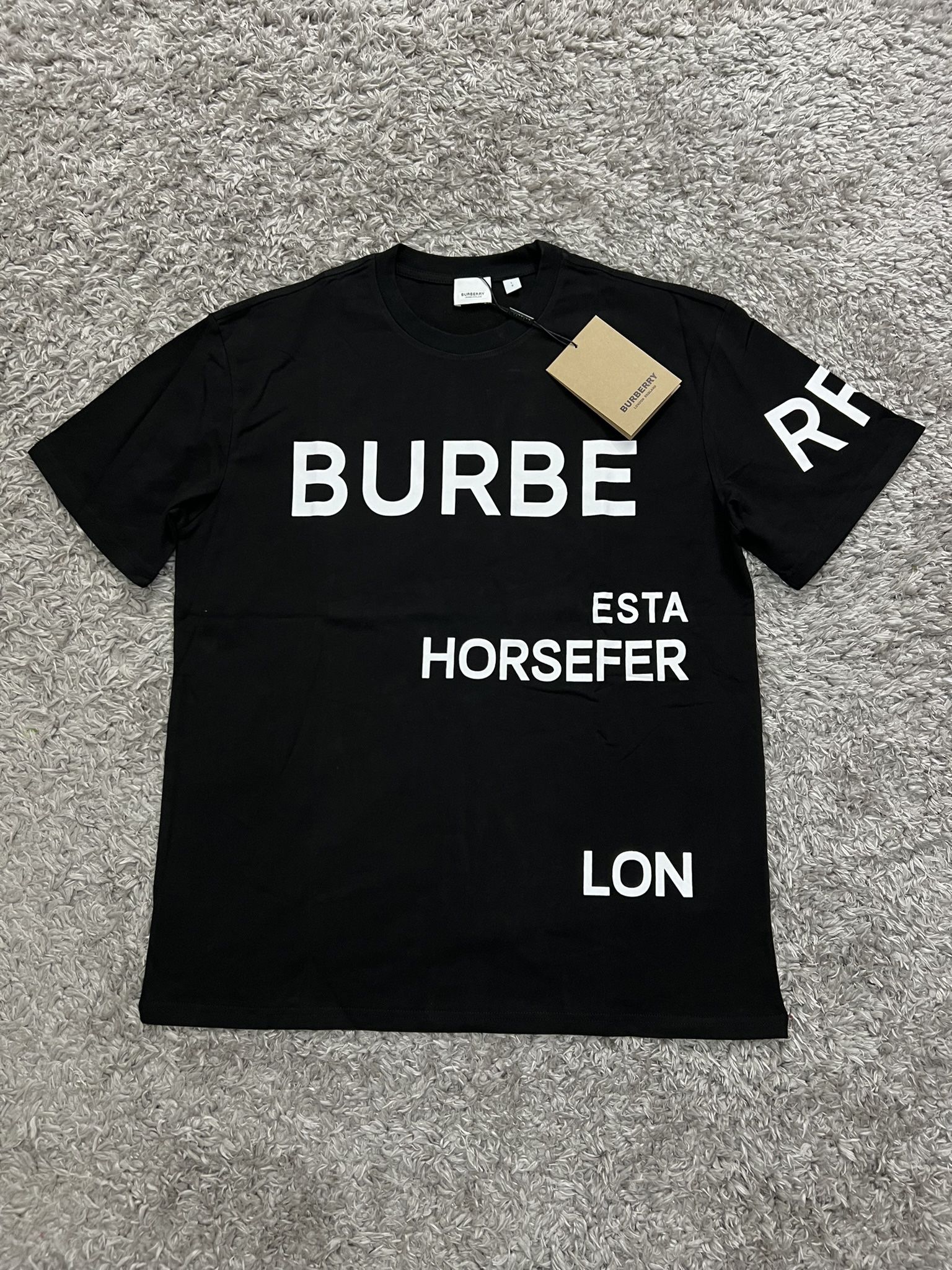 Burberry tshirt size S