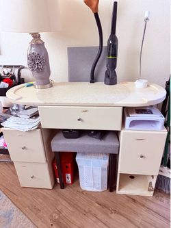Table for nails